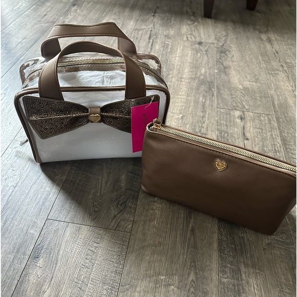 Betsey Johnson 2 piece Rhinestone bow cosmetic bag set - Picture 4 of 4